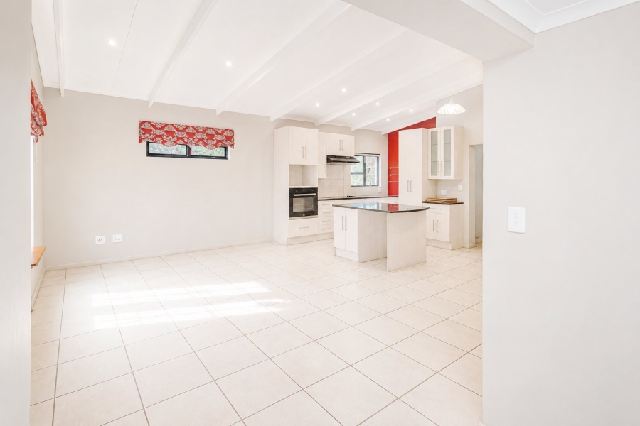 3 Bedroom Property for Sale in Magalies Golf Estate North West